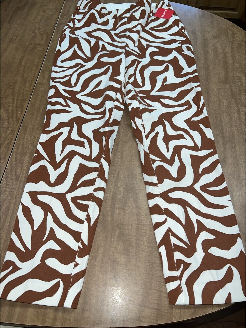 BNWT Spanx On The Go Print Ankle Slim Straight Leg Pants MSRP $138!!!